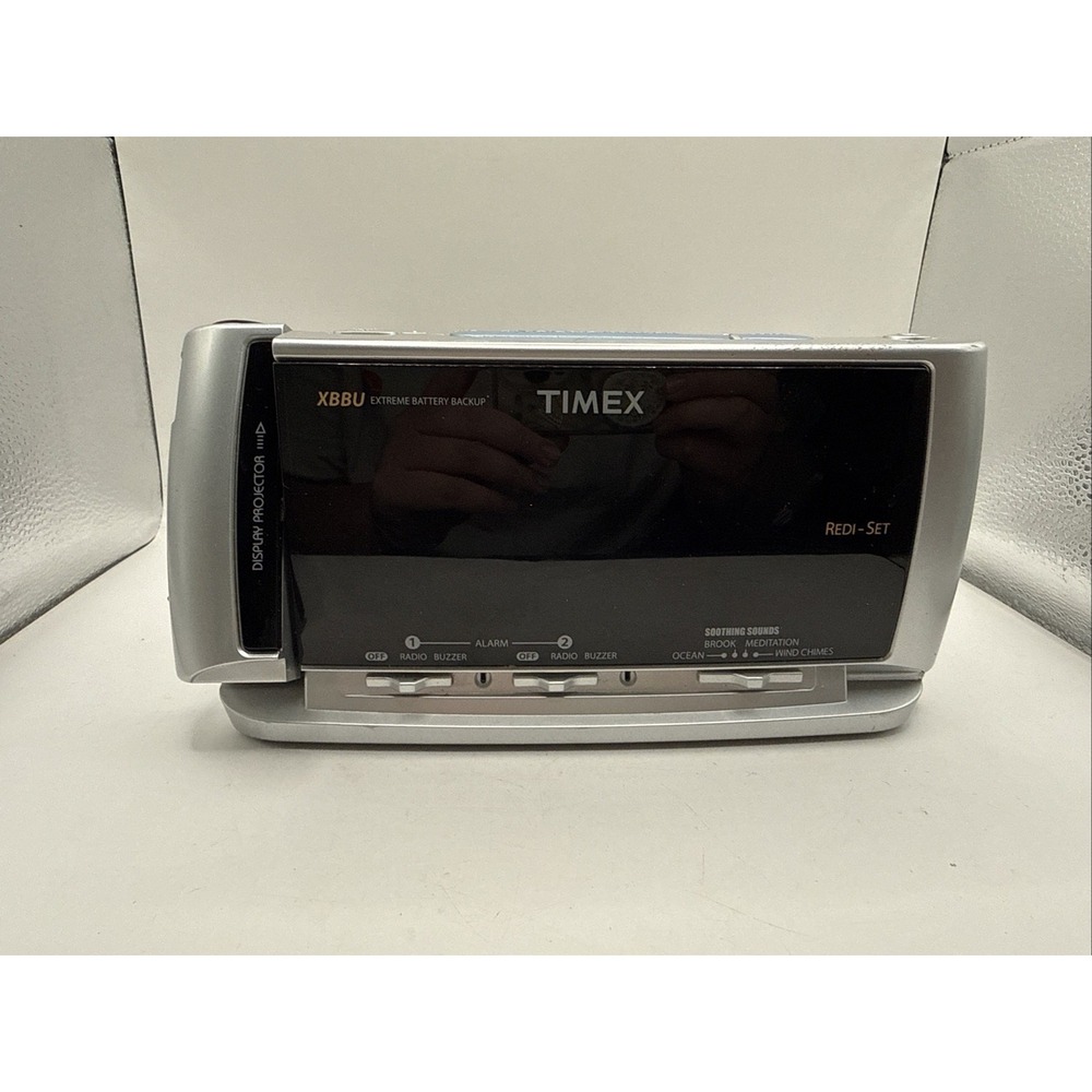 TIMEX T741 Dual Alarm Clock  XBBU Soothing Sounds Display Projector Radio Am Fm